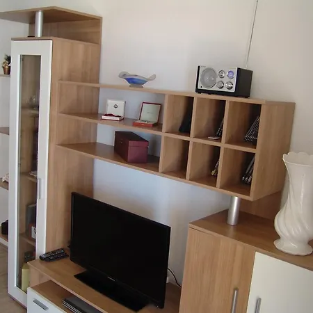 Davor Apartman Gradac